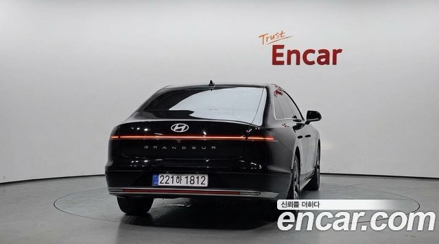 Hyundai Grandeur (GN7) 2,5 Gasoline 2WD Premium 2023 — фото 4