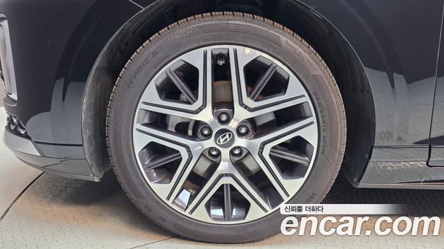 Hyundai Grandeur (GN7) 2,5 Gasoline 2WD Premium 2023 — фото 5