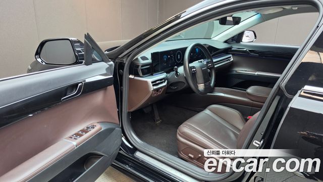 Hyundai Grandeur (GN7) 2,5 Gasoline 2WD Premium 2023 — фото 10