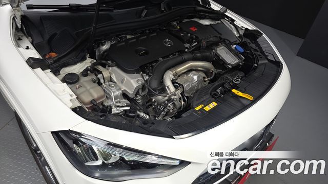 Mercedes-Benz GLA-Class (H247) GLA250 4MATIC 2025 — фото 6