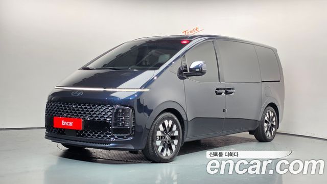 Hyundai Staria 4WD Lounge 9-Seater Inspiration 2025 — фото 1