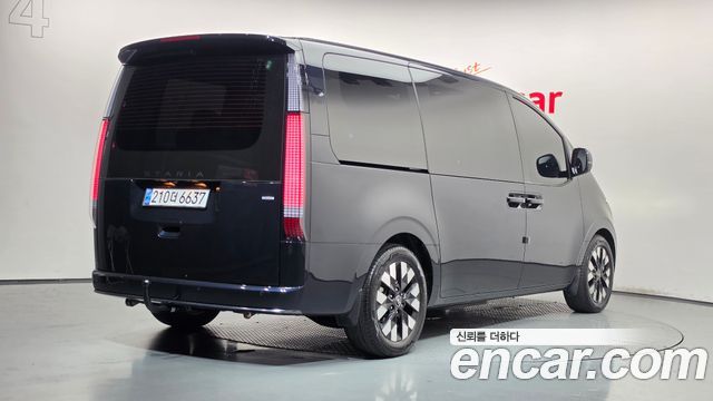 Hyundai Staria 4WD Lounge 9-Seater Inspiration 2025 — фото 2
