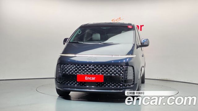 Hyundai Staria 4WD Lounge 9-Seater Inspiration 2025 — фото 3