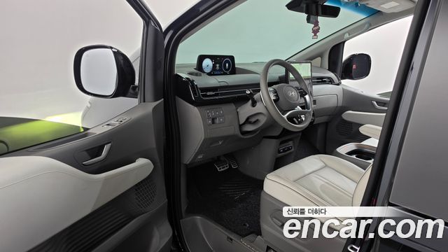 Hyundai Staria 4WD Lounge 9-Seater Inspiration 2025 — фото 10