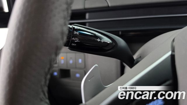 Hyundai Staria 4WD Lounge 9-Seater Inspiration 2025 — фото 33