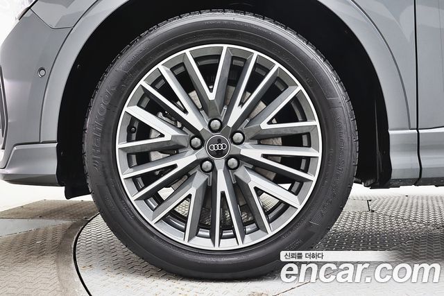 Audi Q3 (F3) 40 TFSI Quattro Premium 2026 — фото 5