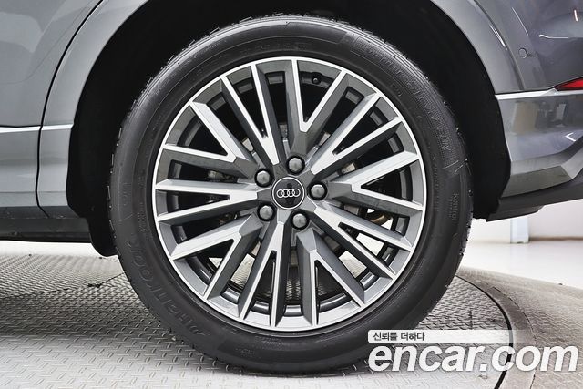 Audi Q3 (F3) 40 TFSI Quattro Premium 2026 — фото 6