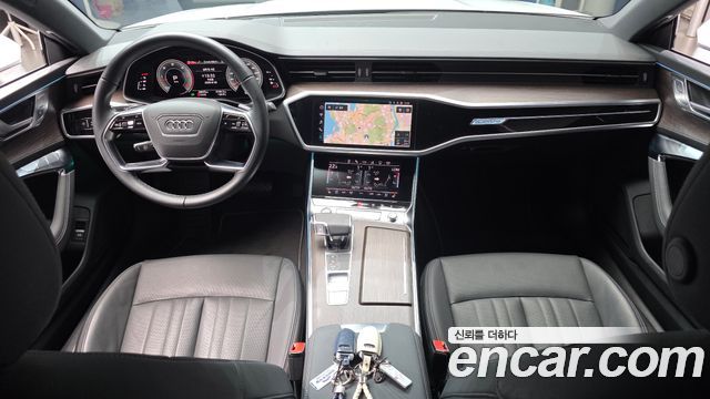 Audi A7 (4K) 45 TDI Quattro Premium 2022 — фото 7