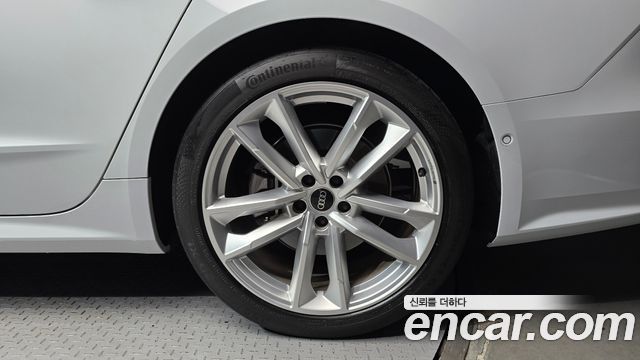 Audi A7 (4K) 45 TDI Quattro Premium 2022 — фото 21