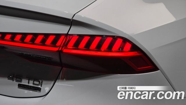 Audi A7 (4K) 45 TDI Quattro Premium 2022 — фото 23