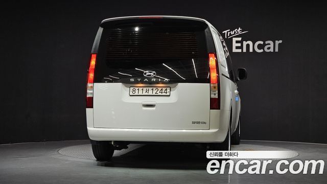 Hyundai Staria Cargo 5-Seater Smart 2022 — фото 4