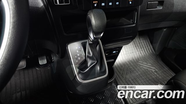 Hyundai Staria Cargo 5-Seater Smart 2022 — фото 9
