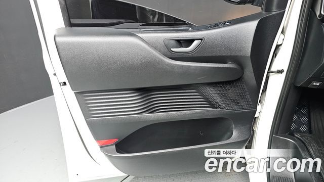 Hyundai Staria Cargo 5-Seater Smart 2022 — фото 25