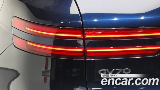 Genesis GV70 2.5T Gasoline 2WD 2022 — фото 23