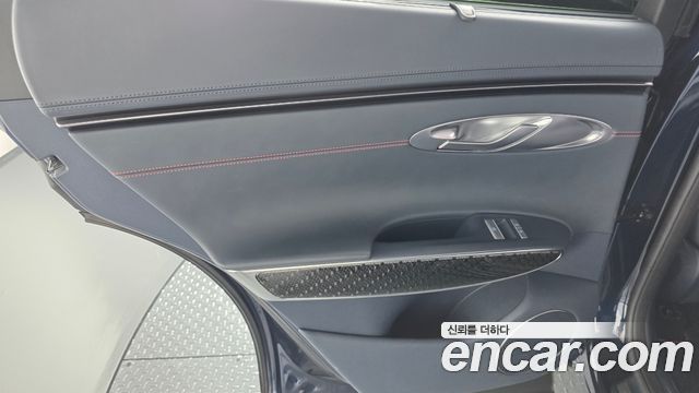 Genesis GV70 2.5T Gasoline 2WD 2022 — фото 25