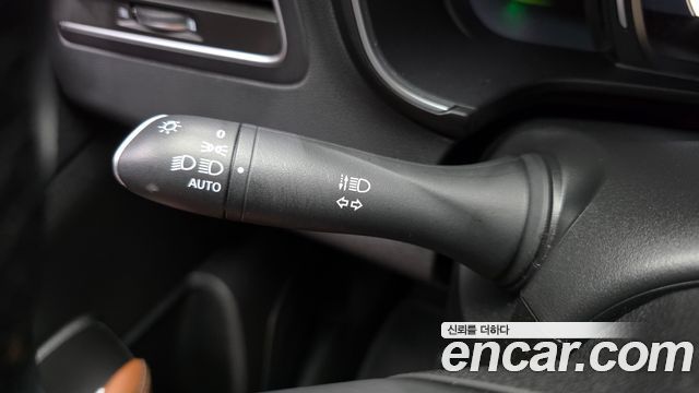 Renault Korea QM6 2.0 GDe RE 2WD 2024 — фото 28
