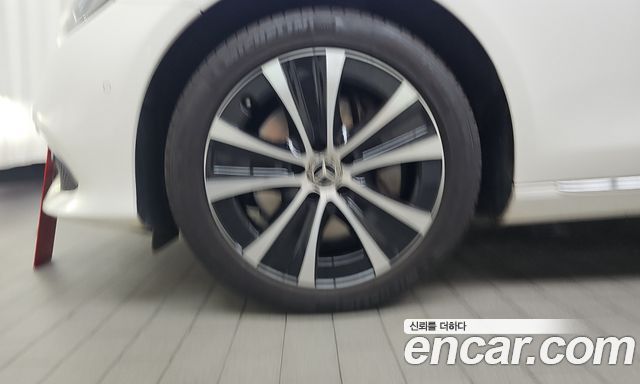 Mercedes-Benz E-Class (W213) E300e 4MATIC Exclusive 2020 — фото 5