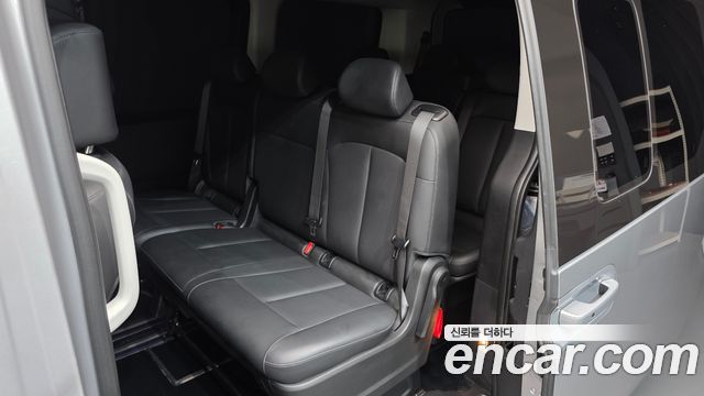 Hyundai Staria L3.5 Tourer 11-Seater Modern 2024 — фото 11