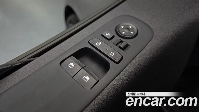 Hyundai Staria L3.5 Tourer 11-Seater Modern 2024 — фото 13