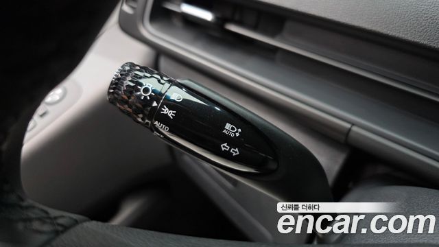 Hyundai Staria L3.5 Tourer 11-Seater Modern 2024 — фото 15