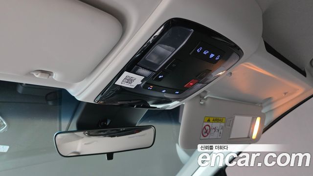 Hyundai Staria L3.5 Tourer 11-Seater Modern 2024 — фото 18