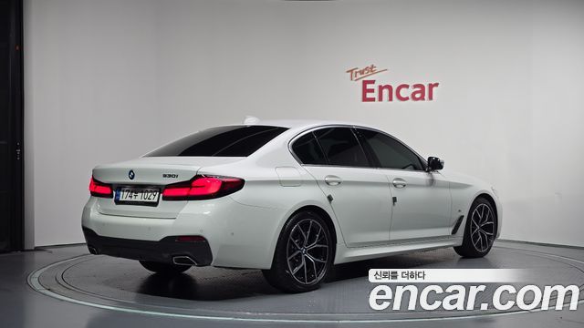 BMW 5 Series (G30) 530i M Sport Package 2022 — фото 2