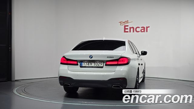 BMW 5 Series (G30) 530i M Sport Package 2022 — фото 4