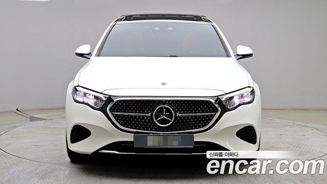 Mercedes-Benz E-Class (W214) E200 Avantgarde 2024 — фото 3