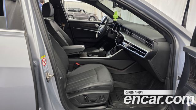 Audi A6 (C8) 45 TFSI Premium 2023 — фото 11