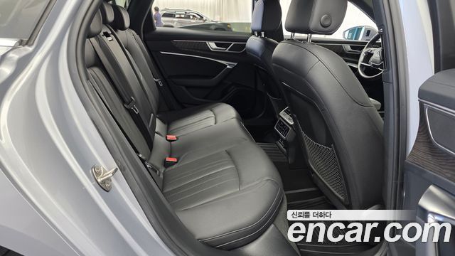 Audi A6 (C8) 45 TFSI Premium 2023 — фото 12