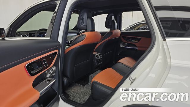 Mercedes-Benz GLC-Class (X254) GLC300 4MATIC AMG Line 2026 — фото 12