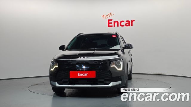 Kia Niro EV Air 2023 — фото 3