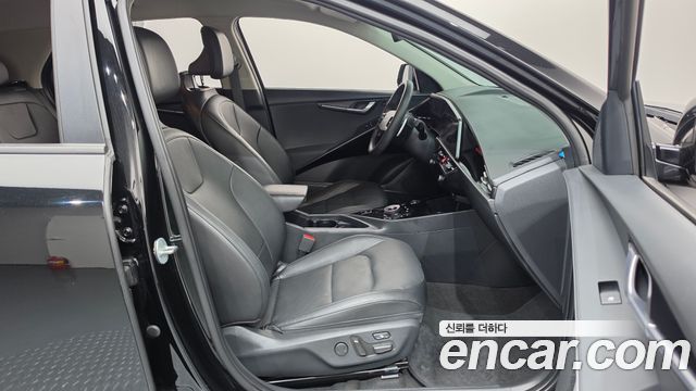 Kia Niro EV Air 2023 — фото 26