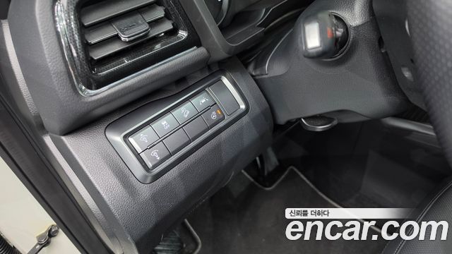 KG Mobility (SsangYong) Very New Tivoli Gasoline 1.5 2WD V3 2021 — фото 18