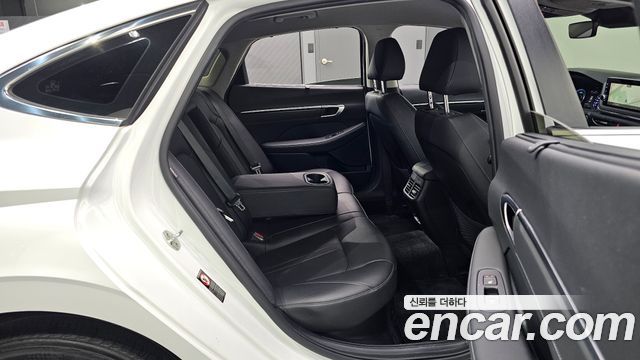 Hyundai Sonata Hybrid (DN8) Premium Plus 2022 — фото 11