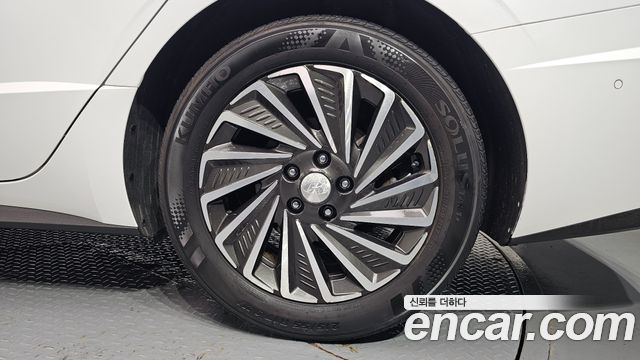 Hyundai Sonata Hybrid (DN8) Premium Plus 2022 — фото 21