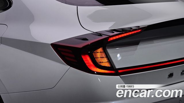 Hyundai Sonata Hybrid (DN8) Premium Plus 2022 — фото 23