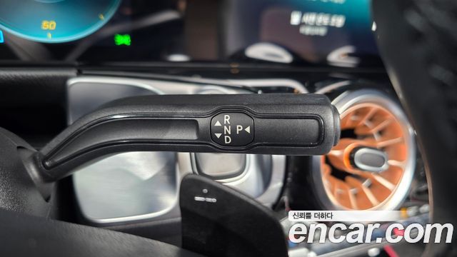 Mercedes-Benz EQB (X243) EQB300 4MATIC 2023 — фото 9