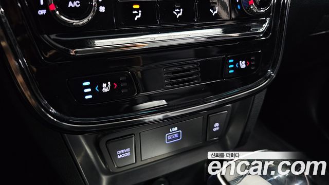 KG Mobility (SsangYong) Very New Tivoli Gasoline 1.5 2WD V3 2022 — фото 15