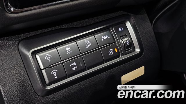 KG Mobility (SsangYong) Very New Tivoli Gasoline 1.5 2WD V3 2022 — фото 19