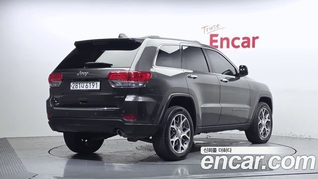 Jeep Grand Cherokee 3.6 Limited WK2 2019 — фото 2