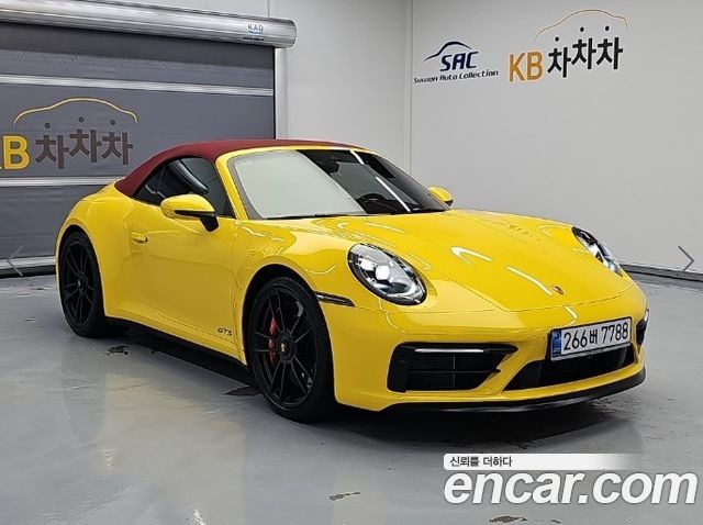 Porsche 911 (992) Carrera 4 GTS Cabriolet 2023 — фото 4