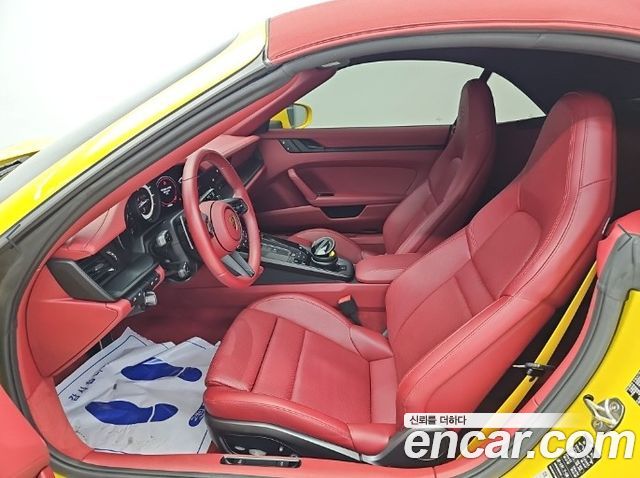 Porsche 911 (992) Carrera 4 GTS Cabriolet 2023 — фото 15