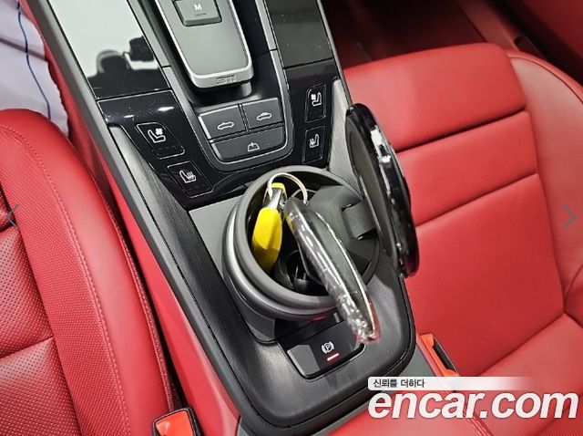 Porsche 911 (992) Carrera 4 GTS Cabriolet 2023 — фото 19