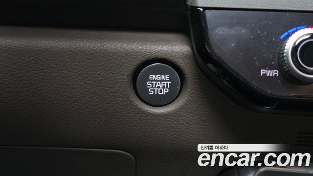 Kia Carnival (IV) HEV 9seater Nobless 2025 — фото 18