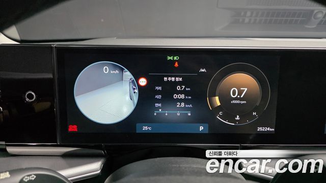 Hyundai Grandeur (GN7) 2,5 Gasoline 2WD Exclusive 2023 — фото 8