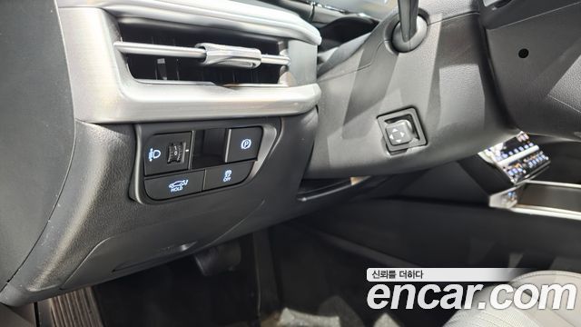 Hyundai Grandeur (GN7) 2,5 Gasoline 2WD Exclusive 2023 — фото 12