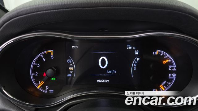 Jeep Grand Cherokee 3.0 Diesel Overland WK2 2020 — фото 8