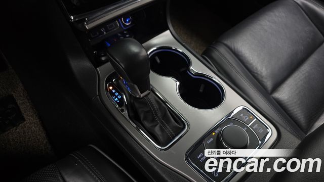 Jeep Grand Cherokee 3.0 Diesel Overland WK2 2020 — фото 9