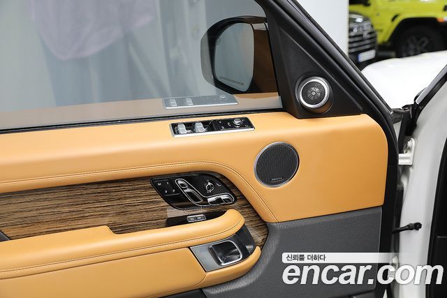 Land Rover Range Rover (IV) D350 Vogue SE Disel 2022 — фото 7